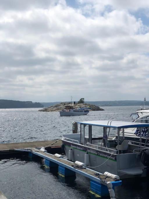 Apartment Right Next To The Golf Course And With The Ocean Just Around The Corner Ljungskile Eksteriør bilde